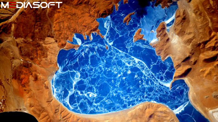 مدیاسافت - از ایستگاه فضایی دریاچه یخ زده هیمالیا را تماشا کنید