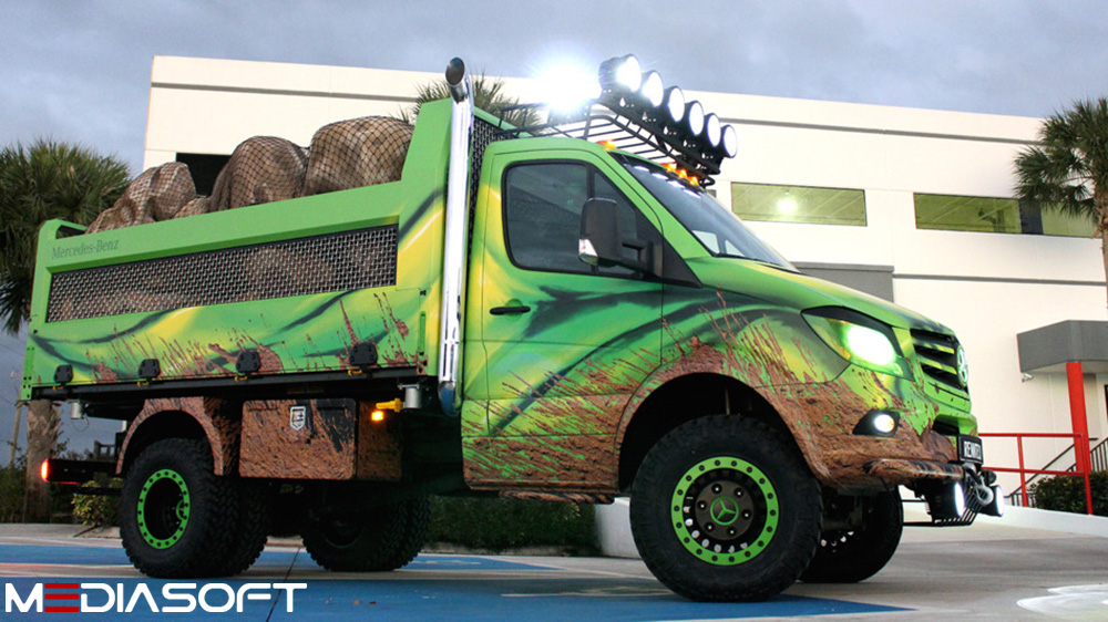 مدیاسافت - کمپانی مرسدس بنز از کامیون کمپرسی جدید خود رونمایی کرد